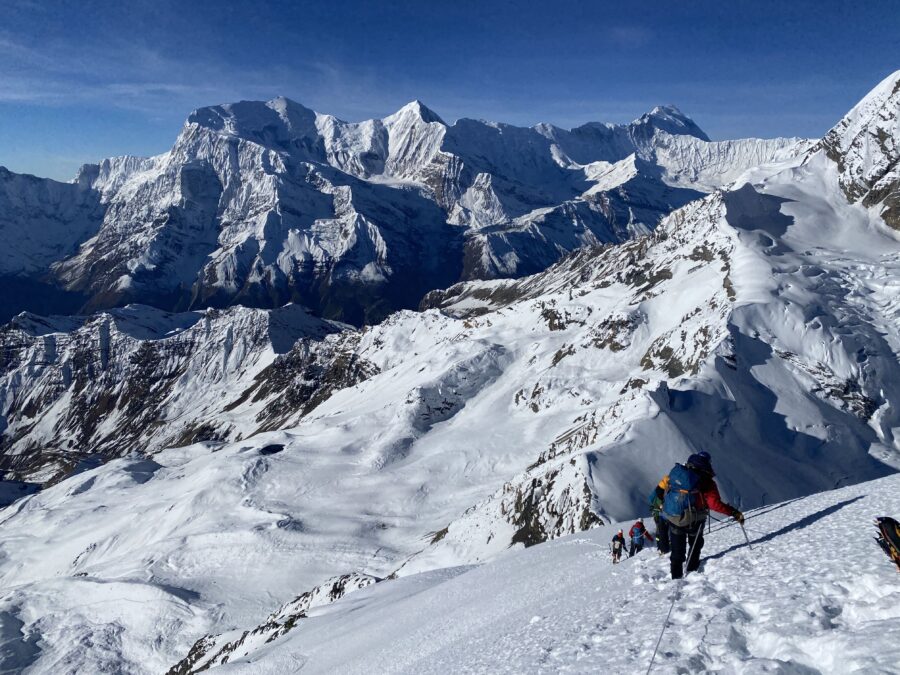 chulu far east abstieg nepal annapurna