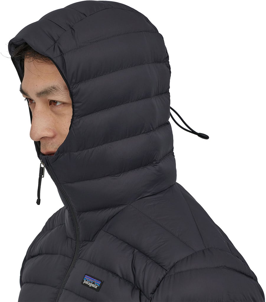 Patagonia Men's Down Sweater Hoody black Daunenjacken im Camp4 kaufen